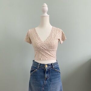 Floral V-Neck Crop Top